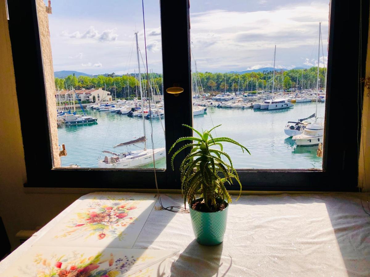 Апартаменты Petit Cocon Magnifique Vue Sur Marina Dans Le Golfe De Saint Tropez Коголин Экстерьер фото